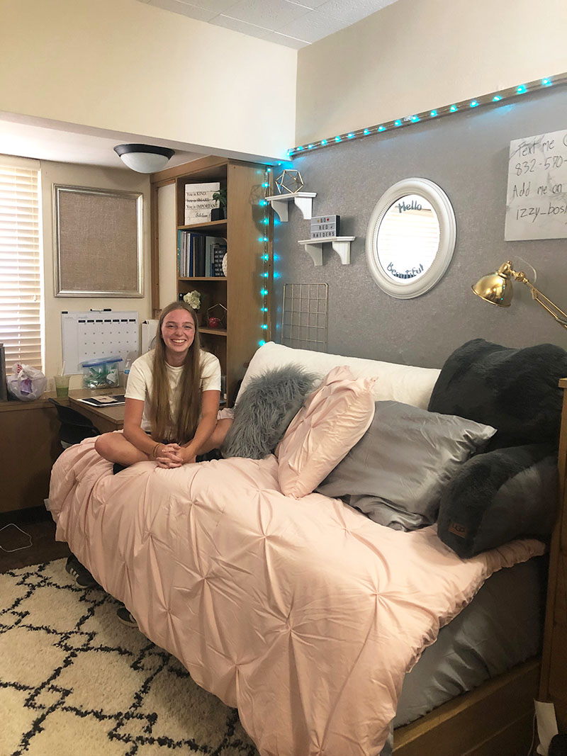Dorm Room 101 Tips For Incoming, How To Set Up Dorm Bed