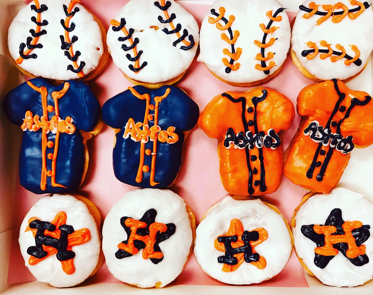 Astros Throwback Ghost Post Baseball Season Sugar Cookies - 1