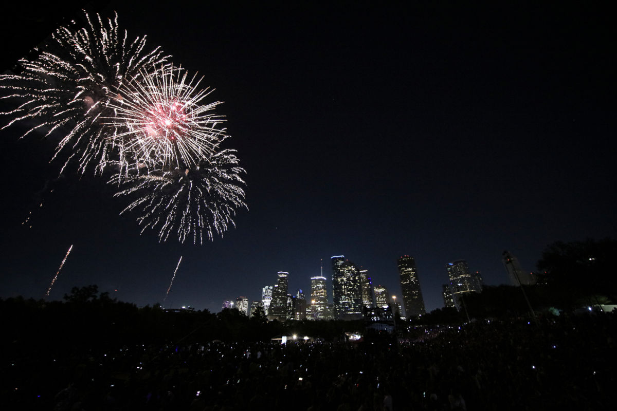 Where to Watch the 4th of July Fireworks - The Bend Magazine