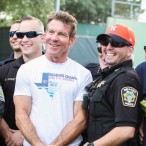 Dennis Quaid with Bellaire first responders