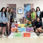 students with ofrenda