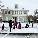 Glenmont snowball fight