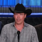 Houston Recovers with Clay Walker + Friends 
