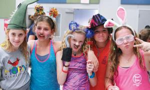 Kate Brandt, Haley Schultz, Lexi Clark, Peyton Cantrell and Riley Evans