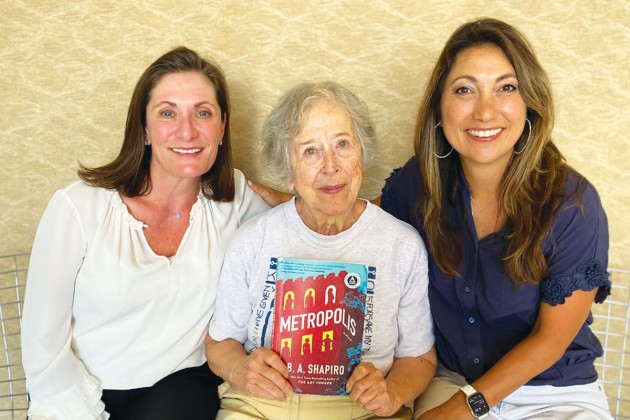 Jeryl Golub, Nada Chandler, and Christine Laskin