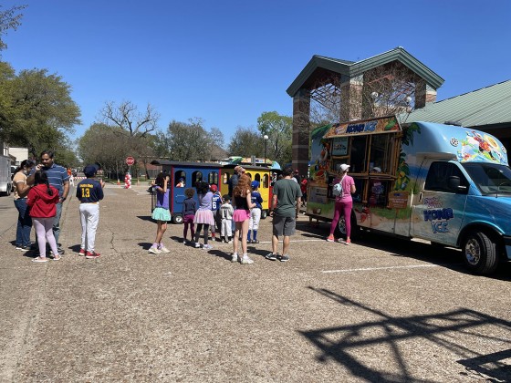 Kona Ice truck