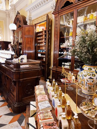 Officina Profumeria Farmaceutica di Santa Maria Novella