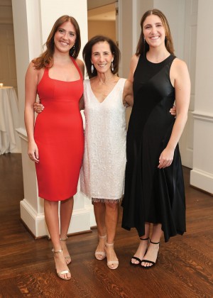 Meg Bres, Jan Bres, Kate Bres