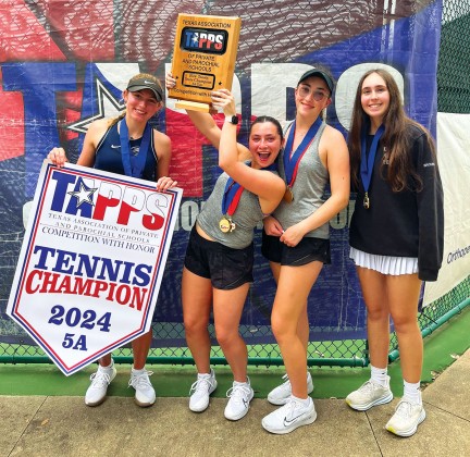 Josephine Lombardi, Sabrina Blinderman, Ella Totz, and Emmy Brounes