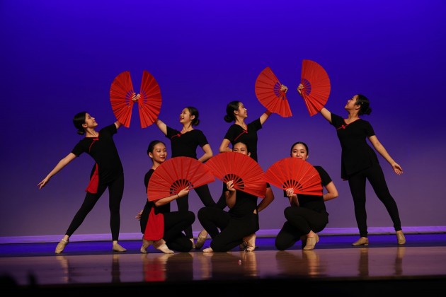 fan dance