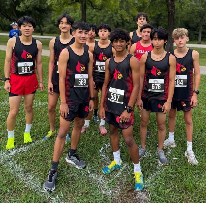 Bellaire's Varsity Boys cross country team