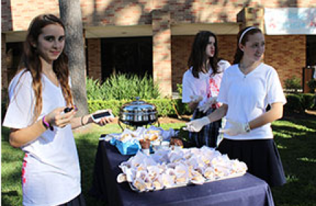 Upper school students prepared the Crêperie au Duchesne for the enjoyment of the upper school students and faculty as a closing to the celebration of National French Week. (Photo: duchesne.org)