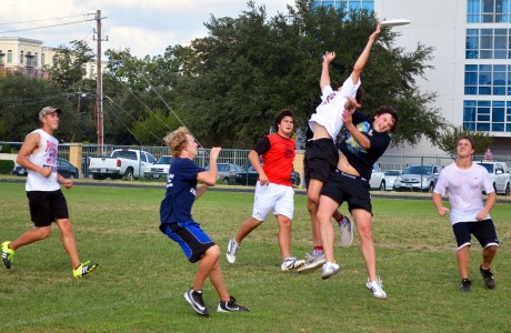 Ultimate frisbee