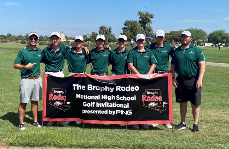 Strake Jesuit players and coaches