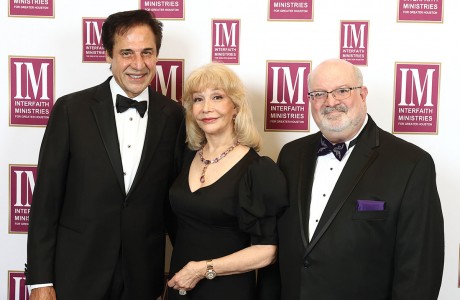 Honorees Dan and Susan Boggio (pictured, left and center) and Interfaith Ministries president and chief executive officer Martin Cominsky