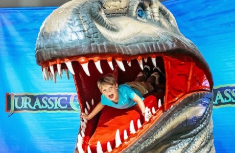 Jurassic Quest