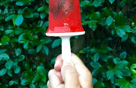 Strawberry Lemonade Ice Pops