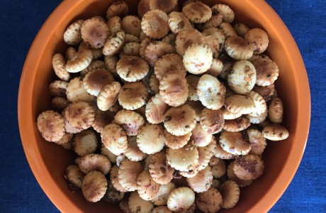 Spicy Ranch Oyster Crackers