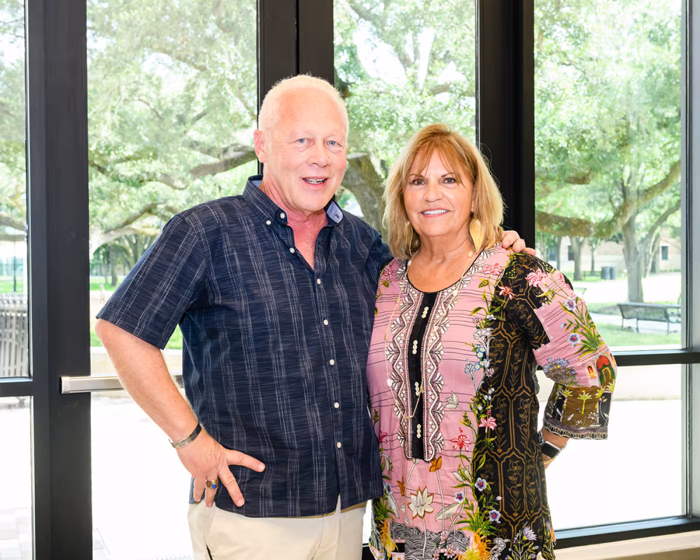 Byron Holloway, Rebecca Phillips