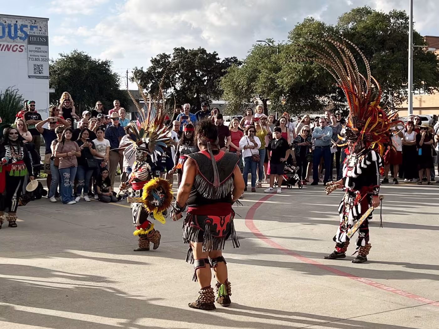 Indigenous Dancers