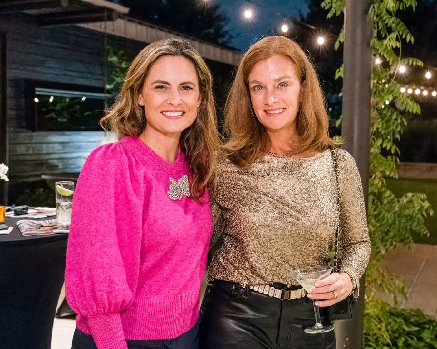 Annie McQueen, Angie Frederickson