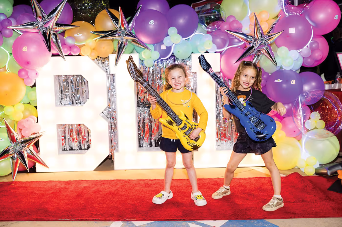 Reagan Selbst, Isabella Ayn Salmons