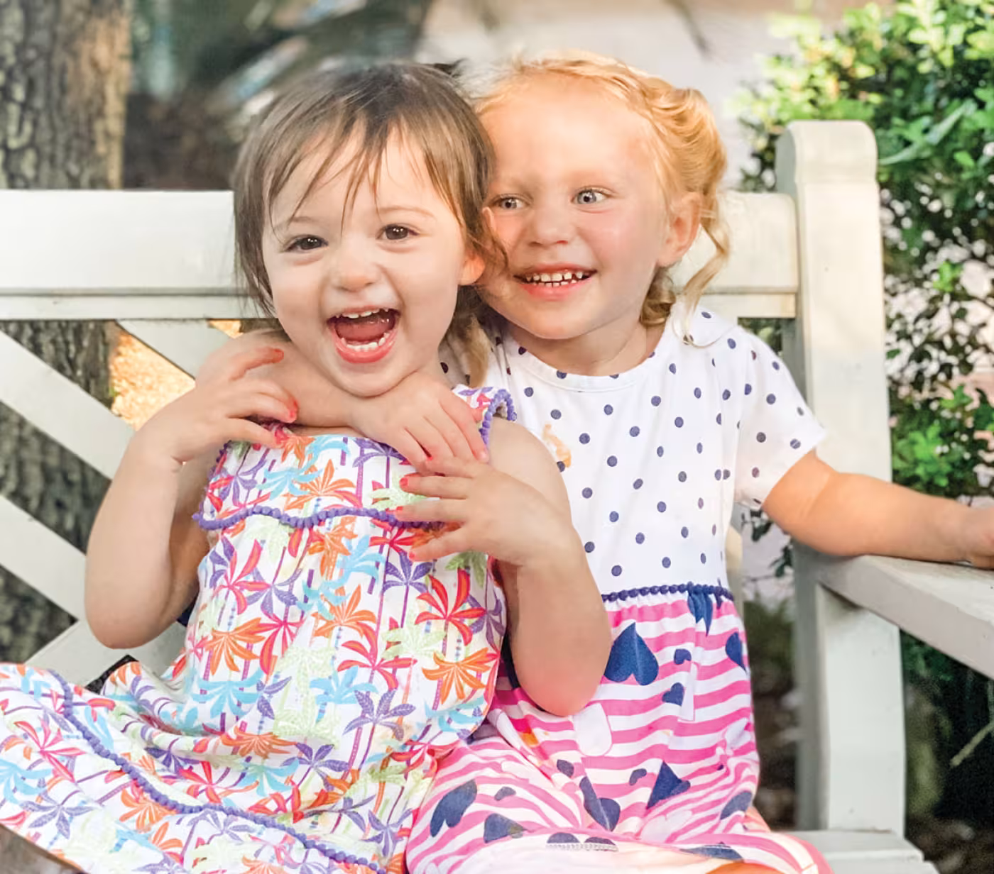 Aspen Rose Sanders, Holland Rose Sanders