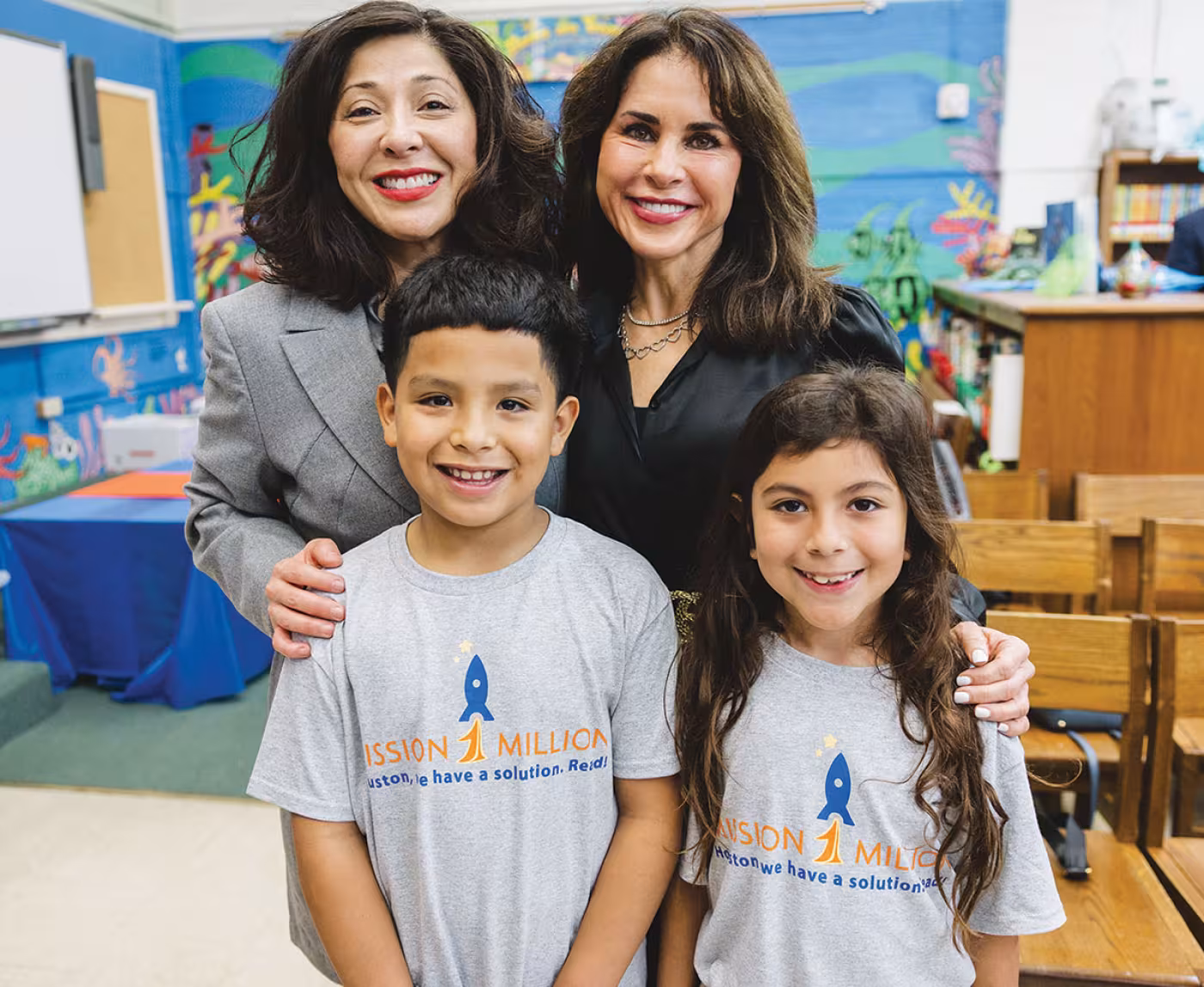 Juliet Stipeche, Maria Bush