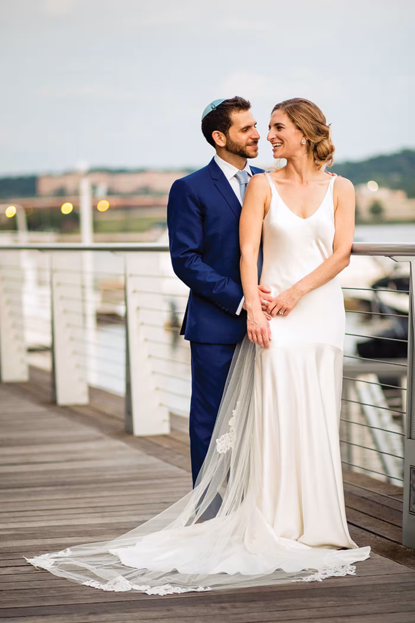 Hannah Morris, Gabriel Band