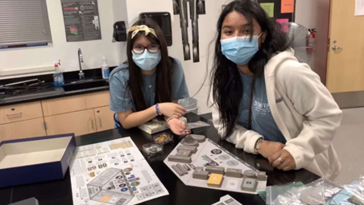 Fatima JuarezArchundia, Josefina Gomez