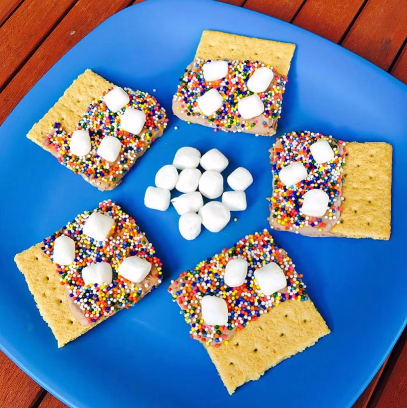 Nutella/PB Yogurt Graham Crackers (Frozen S’mores)