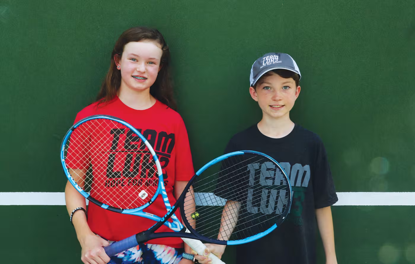 Hannah Holmsten, Kenny Simpson