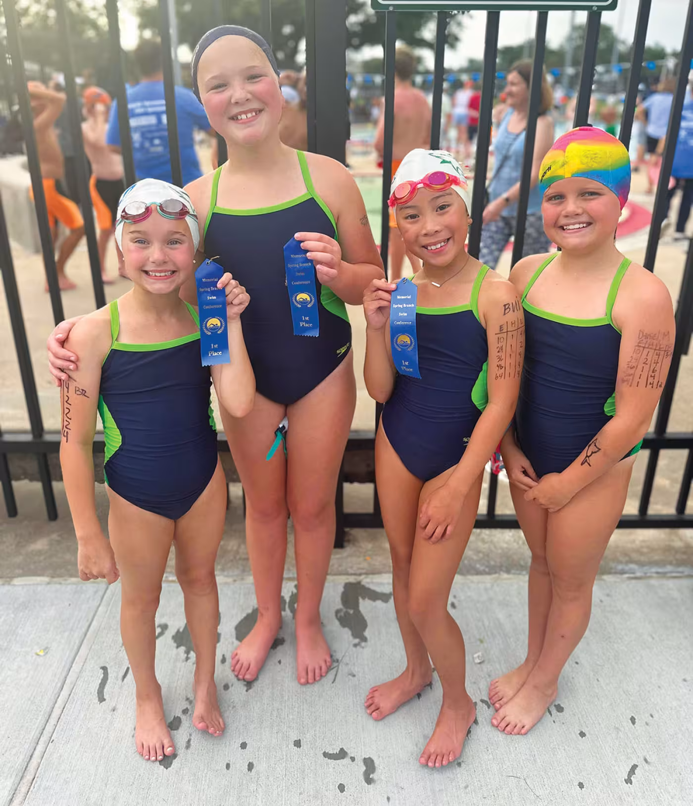 Emma Oatman, Stella de Jong, Claire Bui, McKenna Daniel