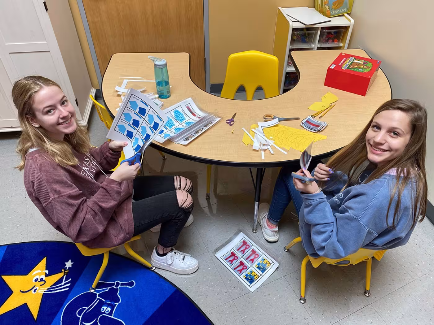 Katie Schott, Allison Hyzak
