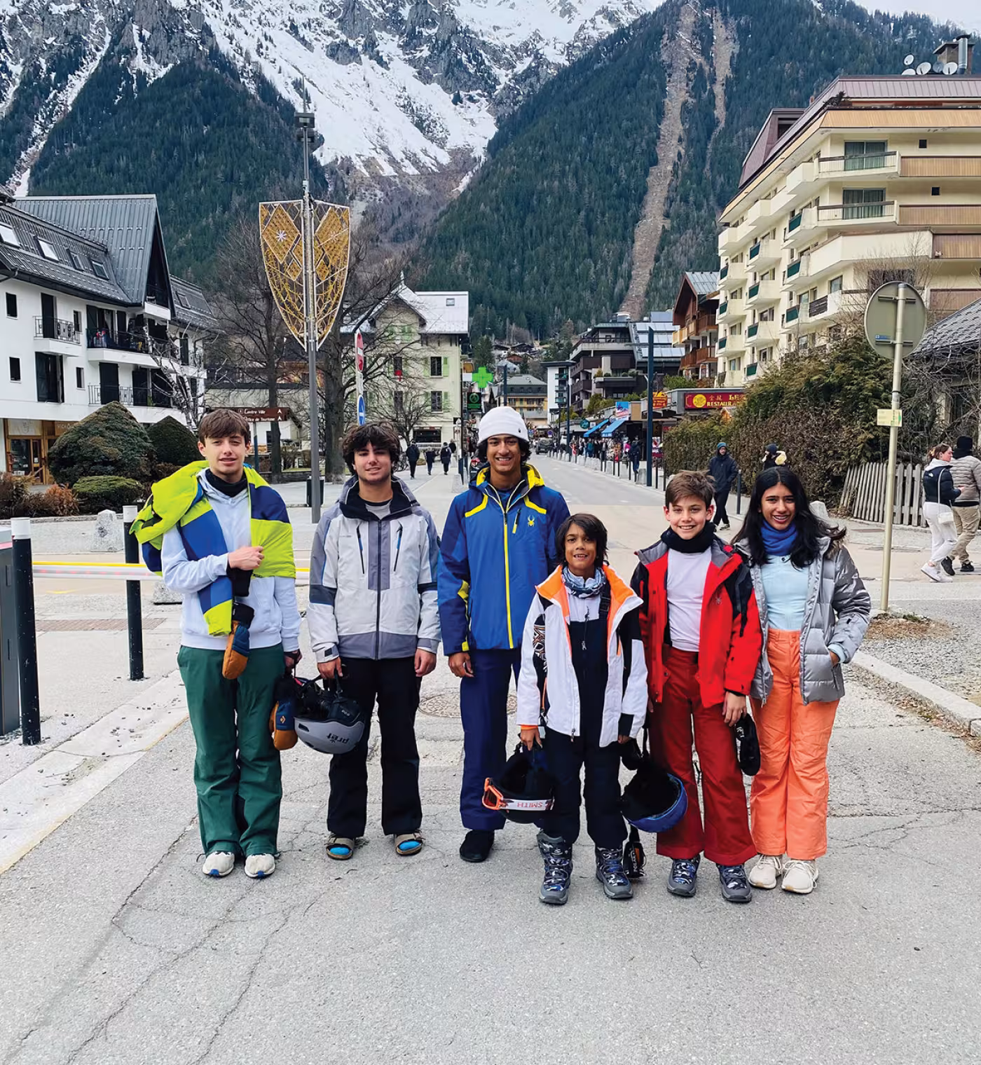 Owen, Oliver, Kai, Asher, Ozzie, and Siona