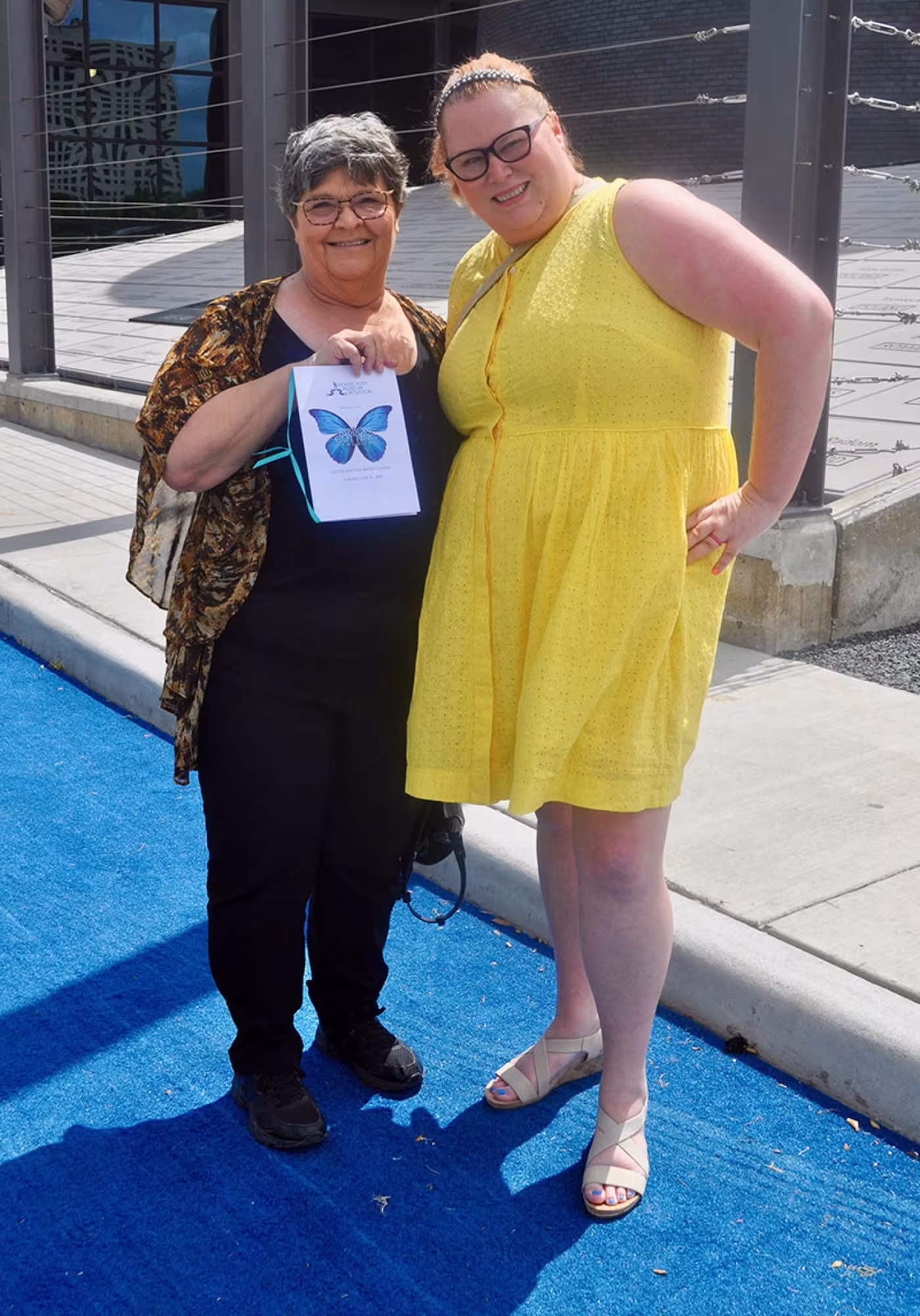 Ava Henry, Kim Henry