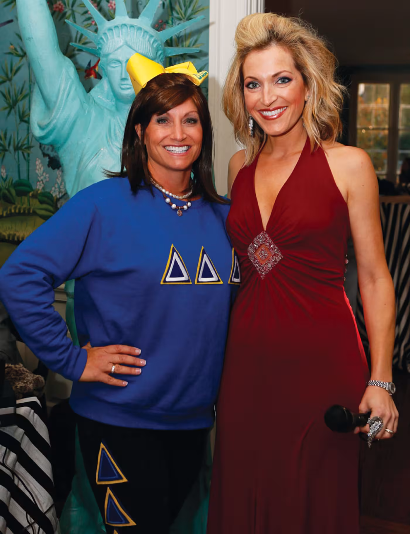 Kris Vallee, Jacee Wolf