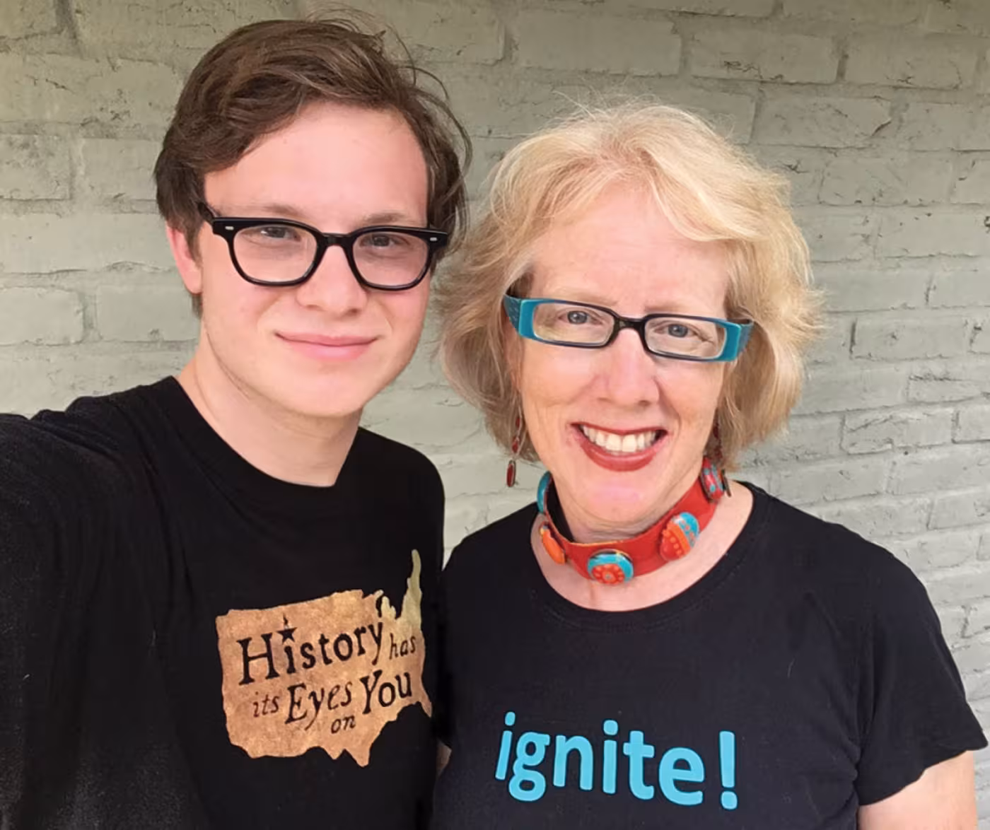 Matthew Gish, Sarah Gish