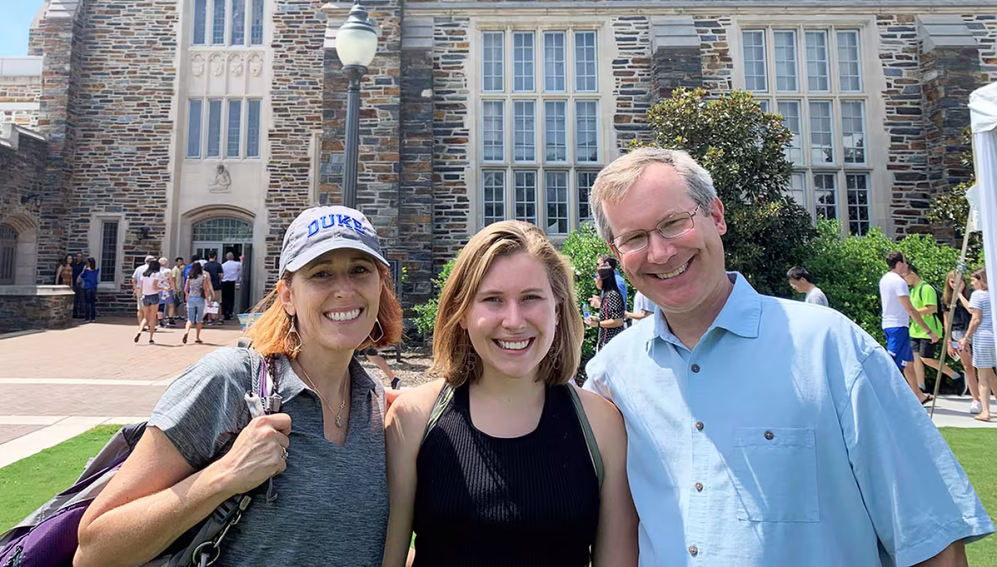 Jennifer Macia, Mario Macia, Sarah Macia,