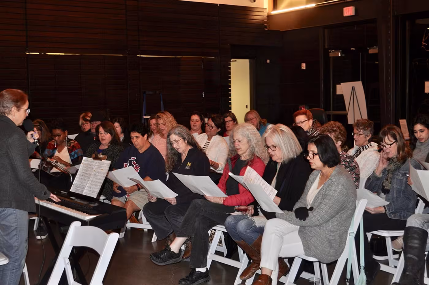 Sing!Sing!Sing! attendees learning