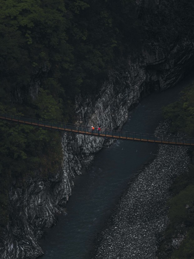 Fourth Place, The Bridge