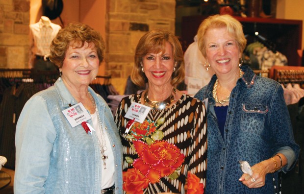 Brenda Kuehne, Lynda Dailey, Betty Byrd