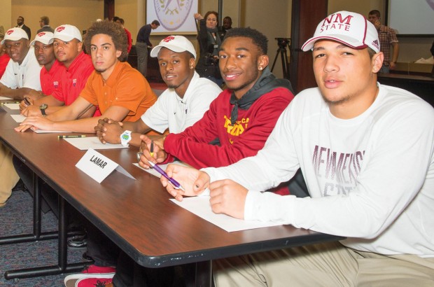 Signees Signees