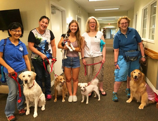 Faithful Paws volunteers