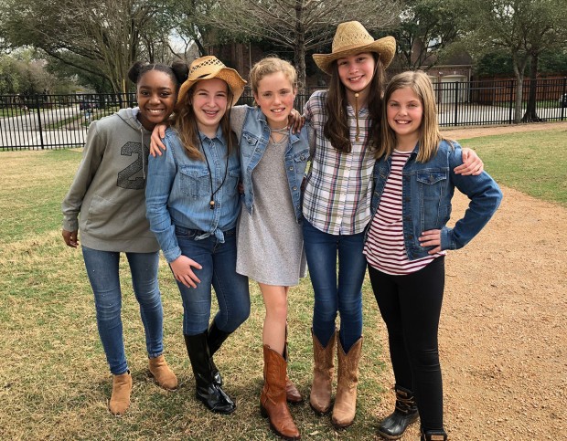 Raven Woods, Addison Berger, Lily Riddle, Caroline Cannon, Sophie Donalson