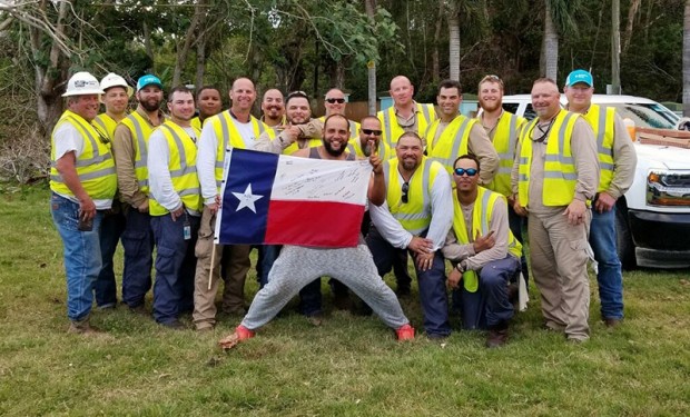Puerto Rico resident with electric crews Puerto Rico resident with electric crews