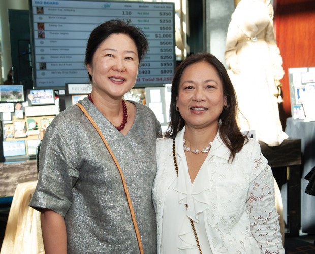 Elizabeth Curry, Yoosun Sharma Elizabeth Curry, Yoosun Sharma