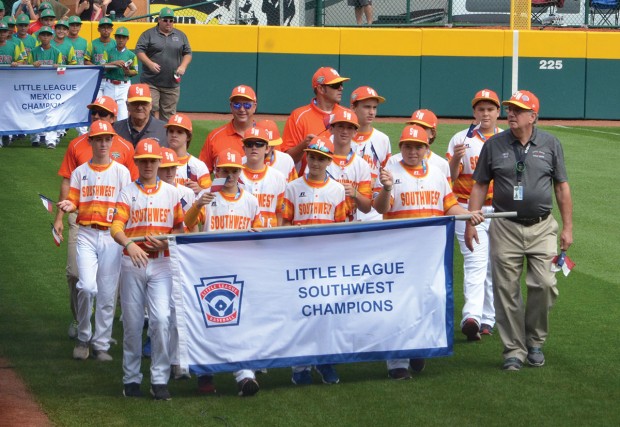 Post Oak Little League coaches and players