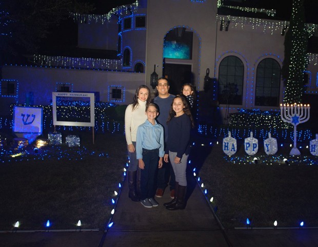 Philip Grosman, Dana Grosman, Sophie Grosman, Matthew Grosman, Ellie Grosman Philip Grosman, Dana Grosman, Sophie Grosman, Matthew Grosman, Ellie Grosman