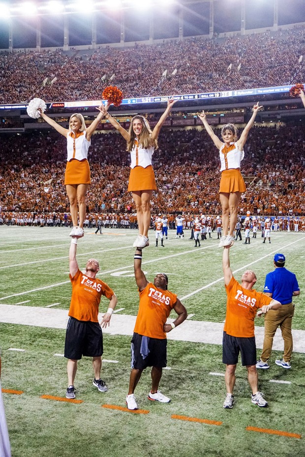 UT cheer past photo